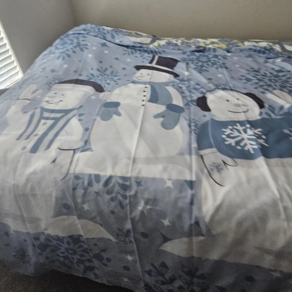 Blue Snowman Themed Blanket